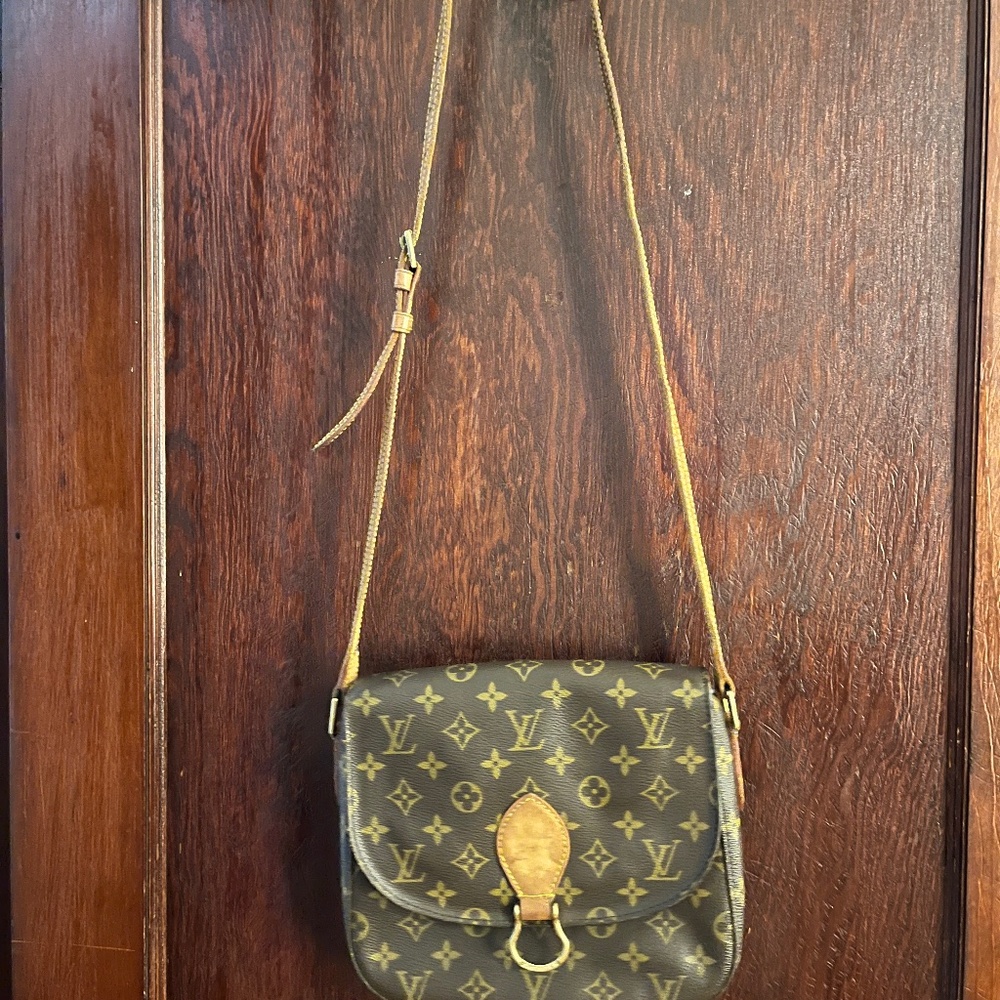 Louis Vuitton Crossbody.  Saint Cloud GM
